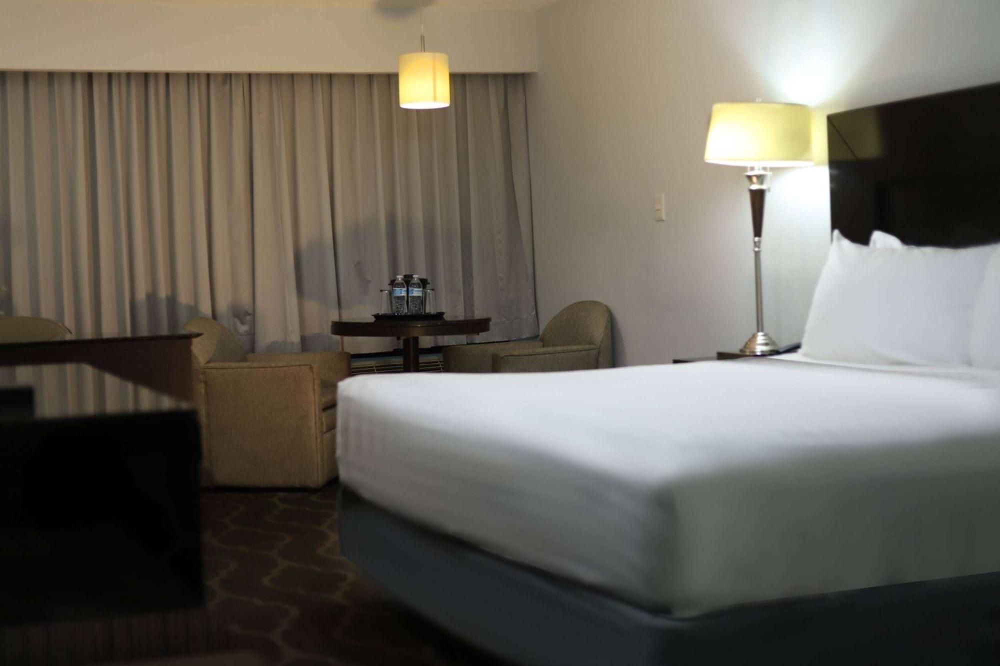 Wyndham Garden Los Mochis Plaza Inn Exterior photo